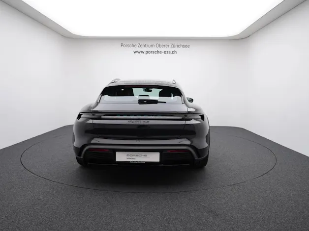 Porsche Taycan 4S Cross Turismo