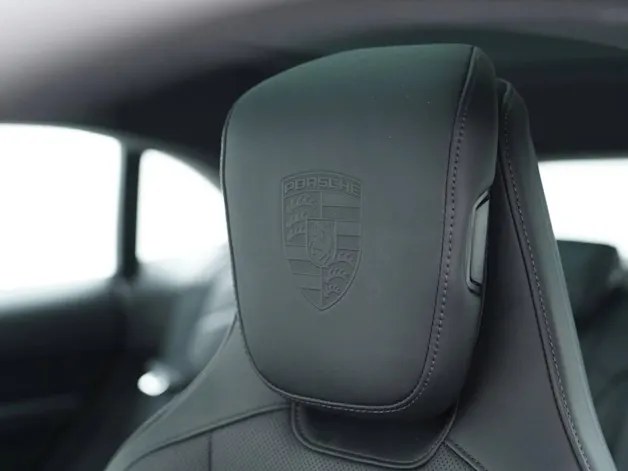 Porsche Taycan 4S Cross Turismo
