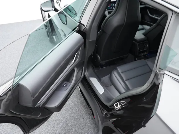 Porsche Taycan 4S Cross Turismo