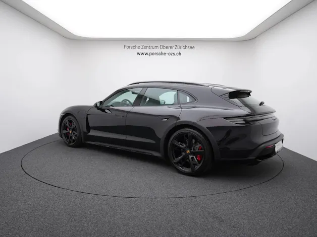 Porsche Taycan 4S Cross Turismo
