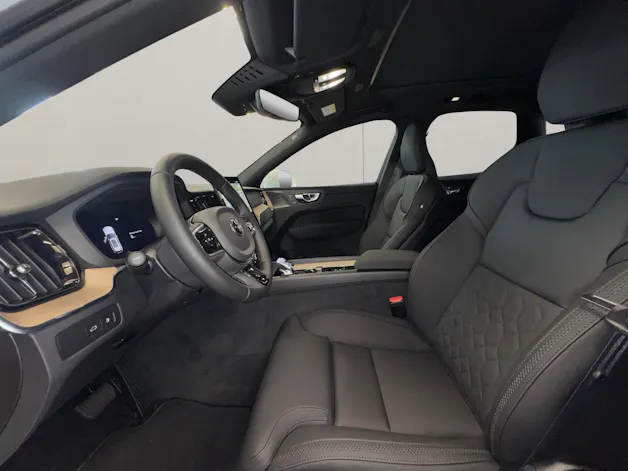 VOLVO XC60 2.0 T6 TE Plus Bright eAWD