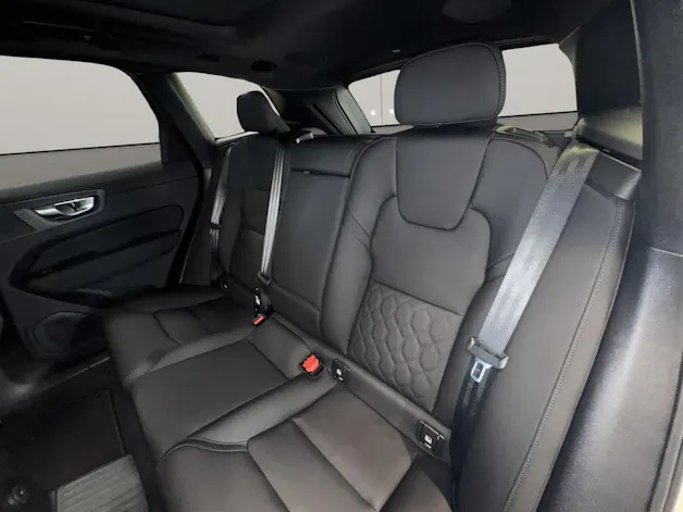 VOLVO XC60 2.0 T6 TE Plus Bright eAWD