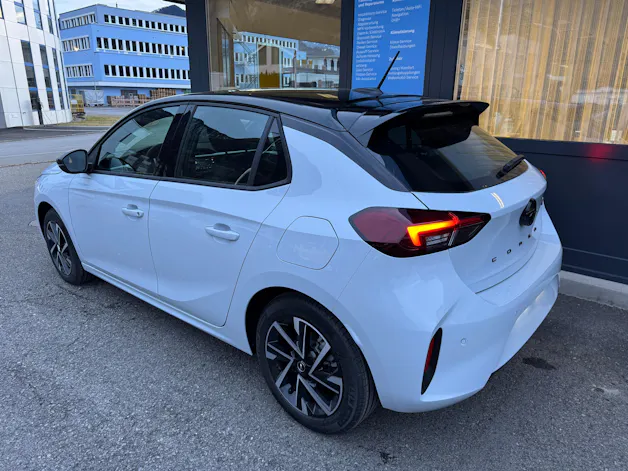 Opel Corsa 1.2 T Hybrid Viva