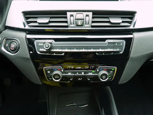 BMW X1 18i sDrive