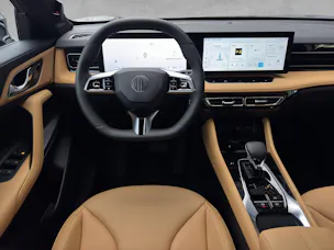MG HS 1.5 PHEV Luxury
