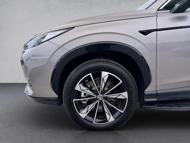 MG HS 1.5 PHEV Luxury
