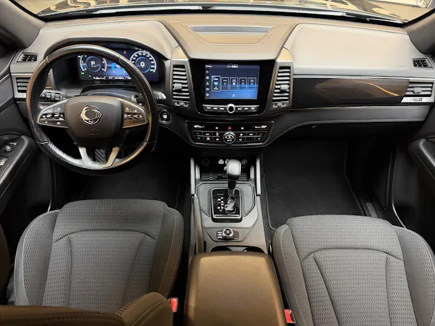SsangYong Grand Musso 2.2 e-XDI Sapphire