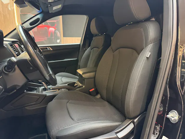 SsangYong Grand Musso 2.2 e-XDI Sapphire