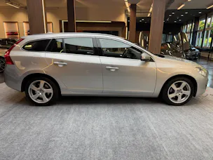 Volvo V60 2.0 D3 Summum