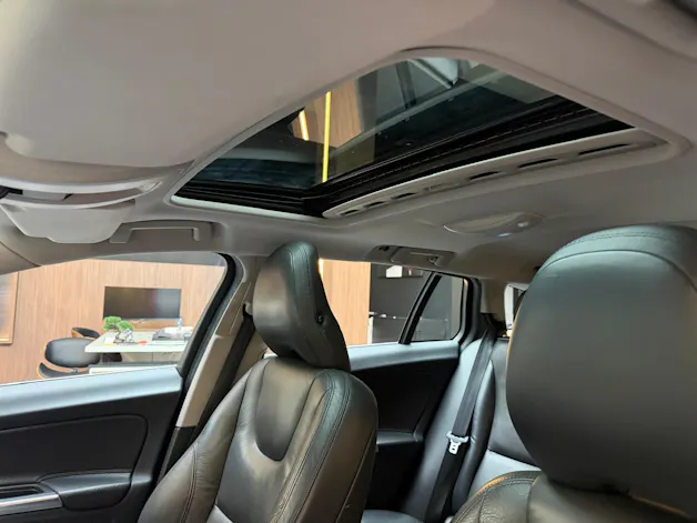 Volvo V60 2.0 D3 Summum