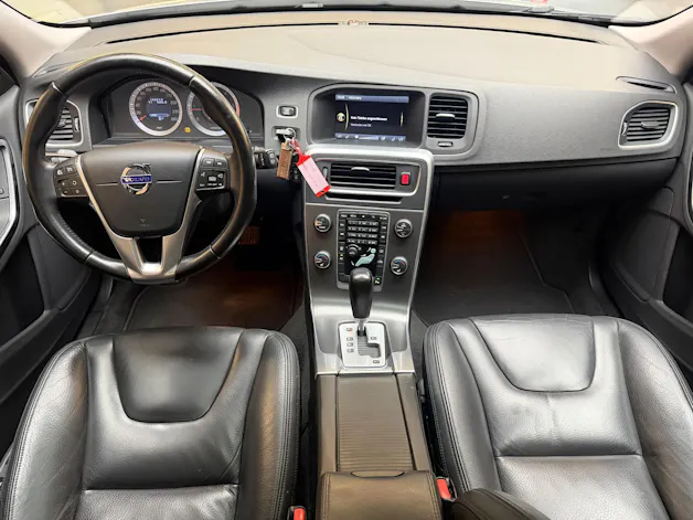 Volvo V60 2.0 D3 Summum