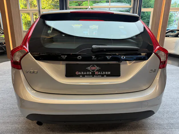Volvo V60 2.0 D3 Summum