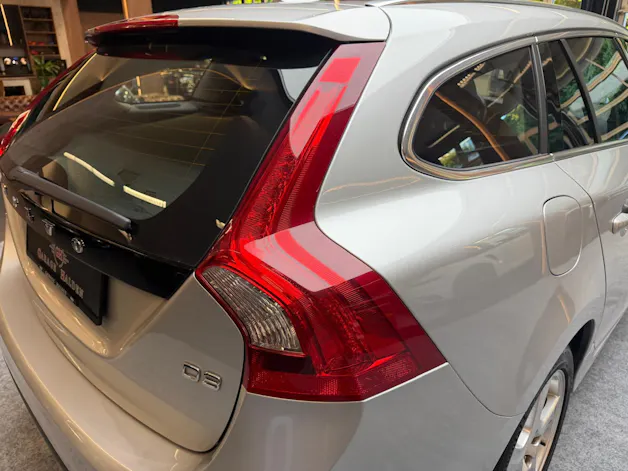 Volvo V60 2.0 D3 Summum