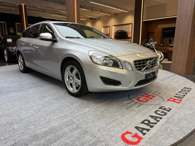 Volvo V60 2.0 D3 Summum