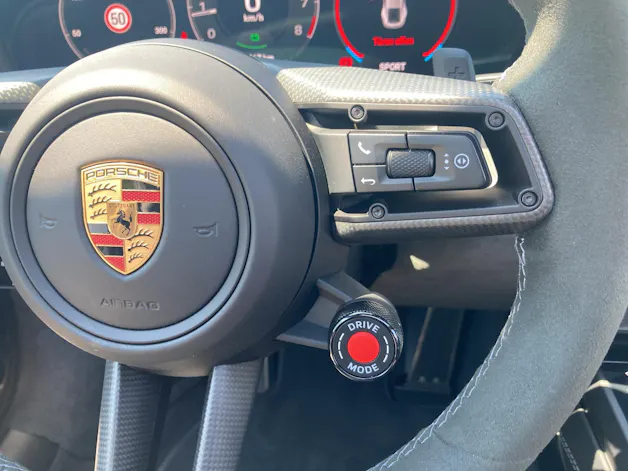 Porsche 911 Carrera 4 GTS Coupé