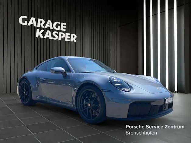 Porsche 911 Carrera 4 GTS Coupé