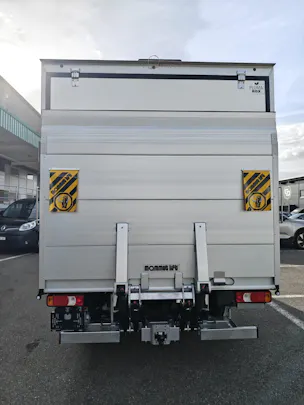 Iveco 35S16A8 mit Kühlaufbau