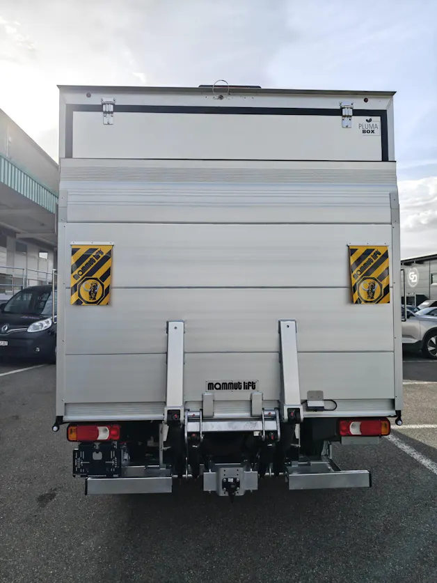 Iveco 35S16A8 mit Kühlaufbau