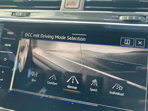 VW Tiguan Allspace 2.0 TDI SCR R-Line DSG
