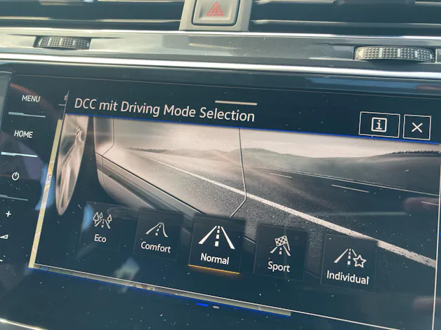 VW Tiguan Allspace 2.0 TDI SCR R-Line DSG
