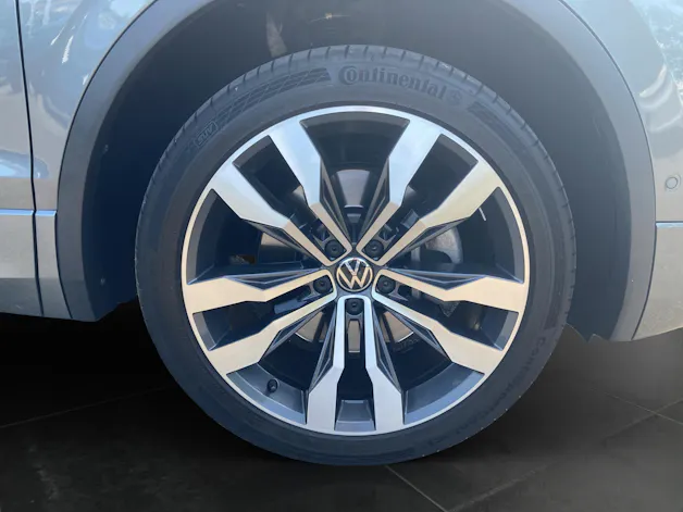 VW Tiguan Allspace 2.0 TDI SCR R-Line DSG