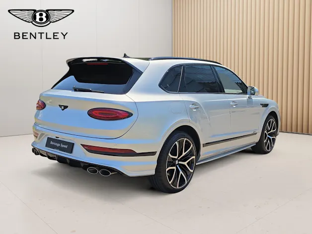 Bentley Bentayga Speed- mehrere Fahrzeuge im Vorlauf. Kontaktieren Sie uns bitte für mehr Informationen.
