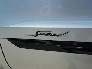 Bentley Bentayga Speed- mehrere Fahrzeuge im Vorlauf. Kontaktieren Sie uns bitte für mehr Informationen.