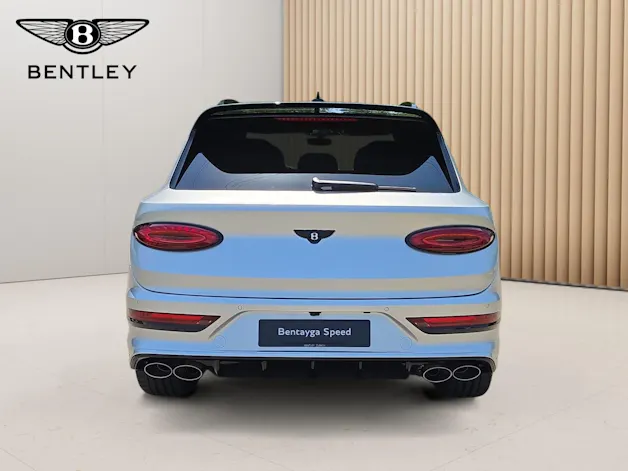 Bentley Bentayga Speed- mehrere Fahrzeuge im Vorlauf. Kontaktieren Sie uns bitte für mehr Informationen.