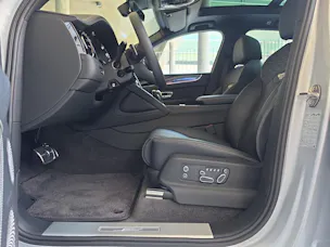 Bentley Bentayga Speed- mehrere Fahrzeuge im Vorlauf. Kontaktieren Sie uns bitte für mehr Informationen.