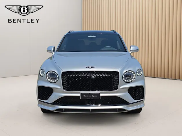 Bentley Bentayga Speed- mehrere Fahrzeuge im Vorlauf. Kontaktieren Sie uns bitte für mehr Informationen.