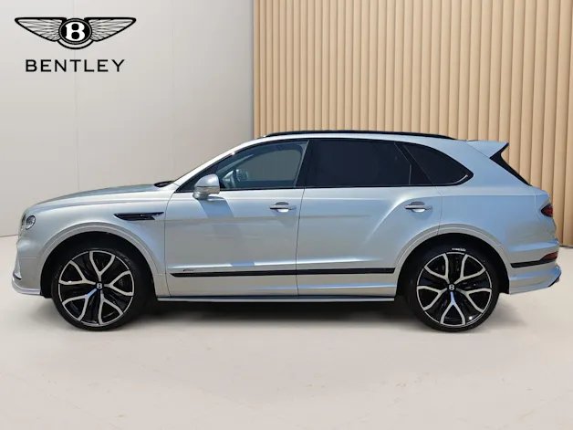 Bentley Bentayga Speed- mehrere Fahrzeuge im Vorlauf. Kontaktieren Sie uns bitte für mehr Informationen.
