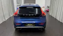 Volvo V40 T2 Momentum R-Design