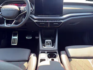 Škoda Octavia Combi 2.0 TSI DSG RS 30 Years Edition