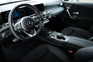 Mercedes-Benz A 220 d AMG Line