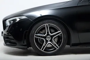 Mercedes-Benz A 220 d AMG Line