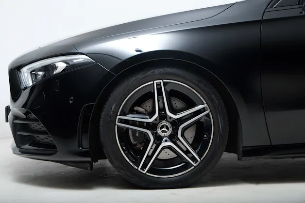 Mercedes-Benz A 220 d AMG Line