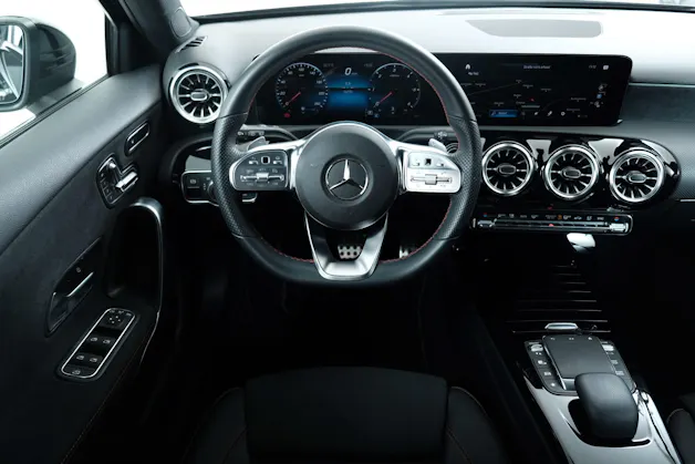 Mercedes-Benz A 220 d AMG Line
