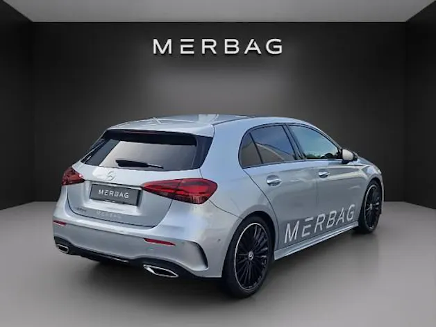 MERCEDES-BENZ A 180 d 8G-DCT