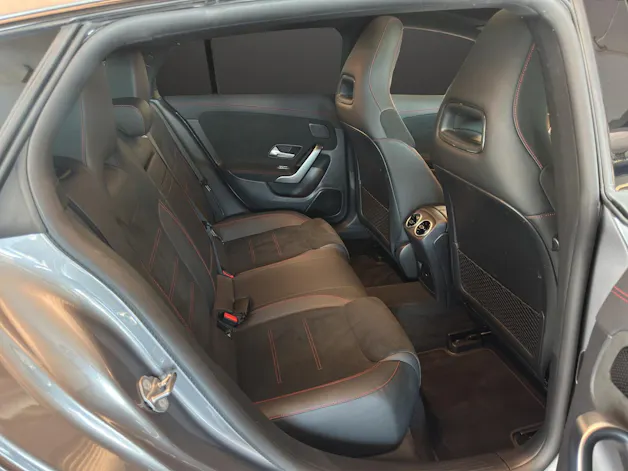 Mercedes-Benz CLA SB 250 AMG Line 4M 7G