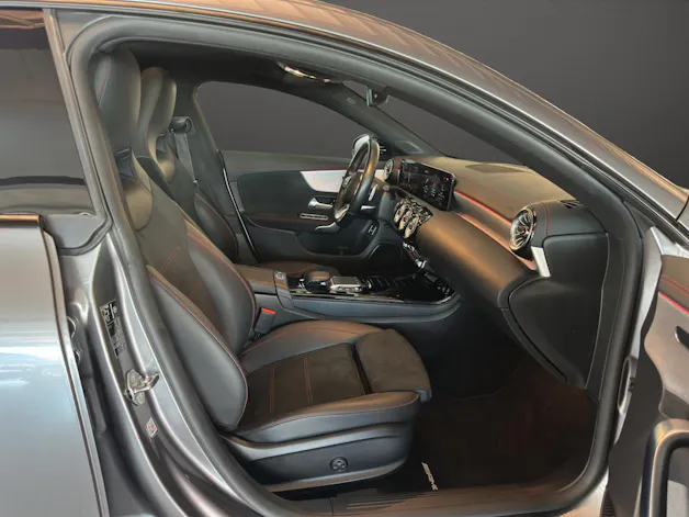 Mercedes-Benz CLA SB 250 AMG Line 4M 7G
