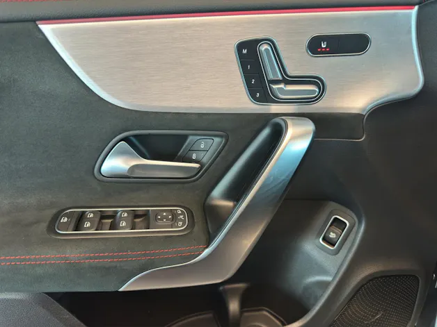 Mercedes-Benz CLA SB 250 AMG Line 4M 7G