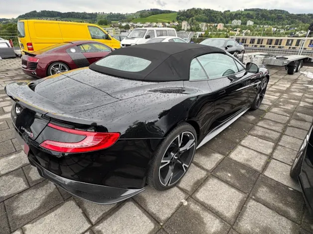 Aston Martin Vanquish S Volante V12 Touchtronic 3