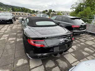 Aston Martin Vanquish S Volante V12 Touchtronic 3