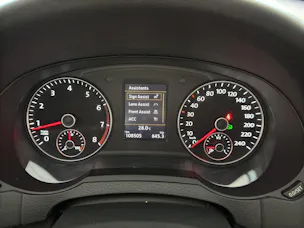 SEAT Alhambra 1.4 TSI DSG SWISS FR2