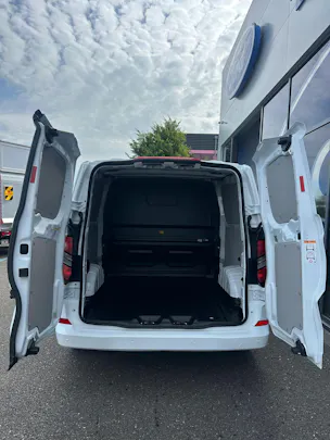 Ford Transit Custom Van 320 L2 2.0 Ltd./170CV/Aut.