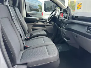 Ford Transit Custom Van 320 L2 2.0 Ltd./170CV/Aut.
