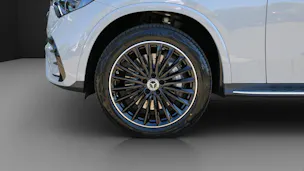 Mercedes-Benz GLC 400 e 4MATIC with EQ-Star Hybrid