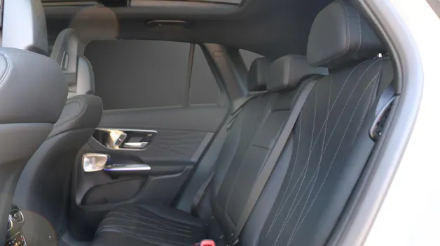 Mercedes-Benz GLC 400 e 4MATIC with EQ-Star Hybrid