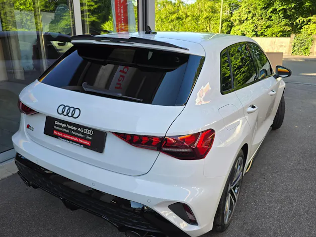 Audi S3 Sportback TFSI quattro S-tronic