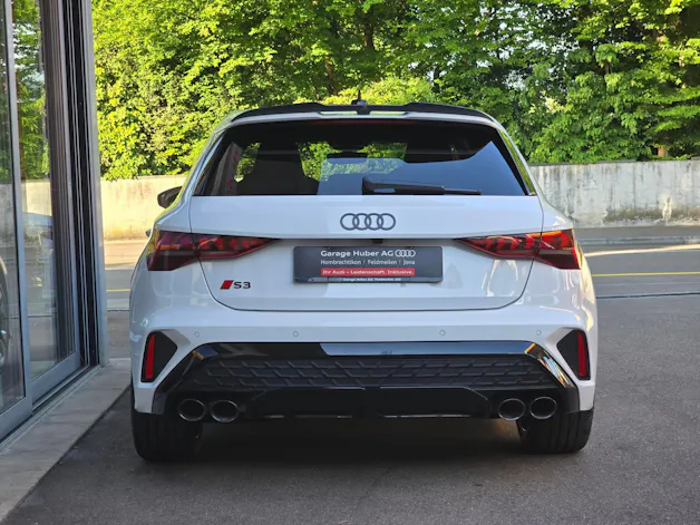 Audi S3 Sportback TFSI quattro S-tronic